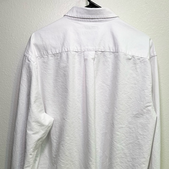 Amazon Essentials Men's Regular-Fit Long-Sleeve Oxford
Shirt - Picture 2 of 4